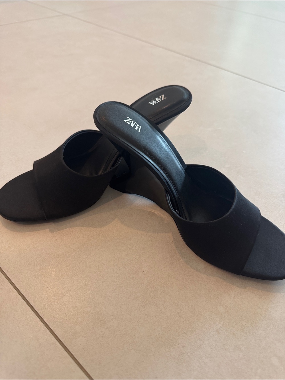 ZARA Black Open-Toe Slide Heel Mules